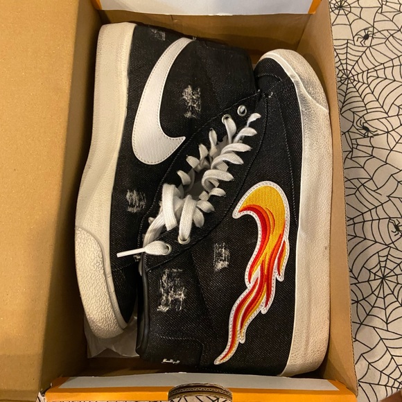 Nike Blazer Mid size 8.5m / 10w Cleveland rocks Black White classic distressed - Picture 2 of 6